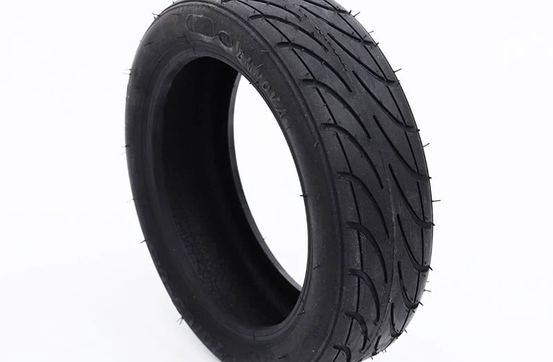 Lốp xe máy điện bao lâu thay một lần để đảm bảo an toàn và tiết kiệm pin?